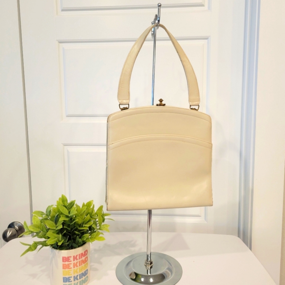H. MARGOLIN VINTAGE  CREAM HANDBAG